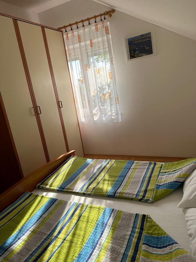 Apartmani Karlobag Zewnętrze zdjęcie