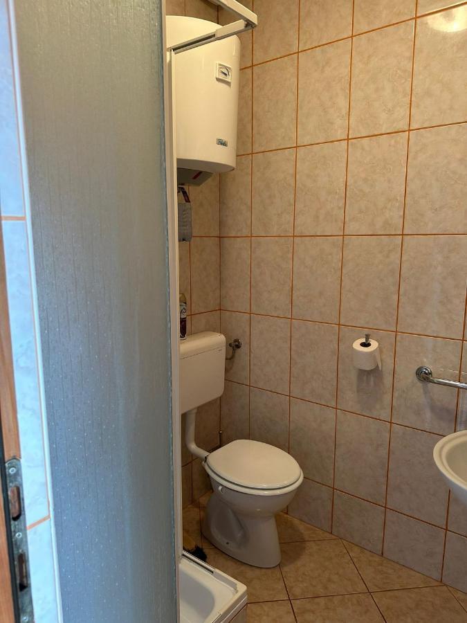Apartmani Karlobag Zewnętrze zdjęcie